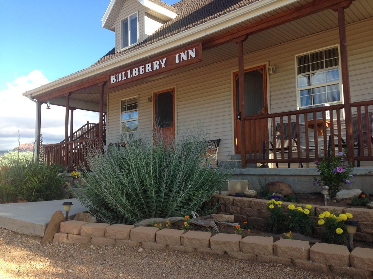 Bullberry Inn Bed & Breakfast Тропик Екстериор снимка