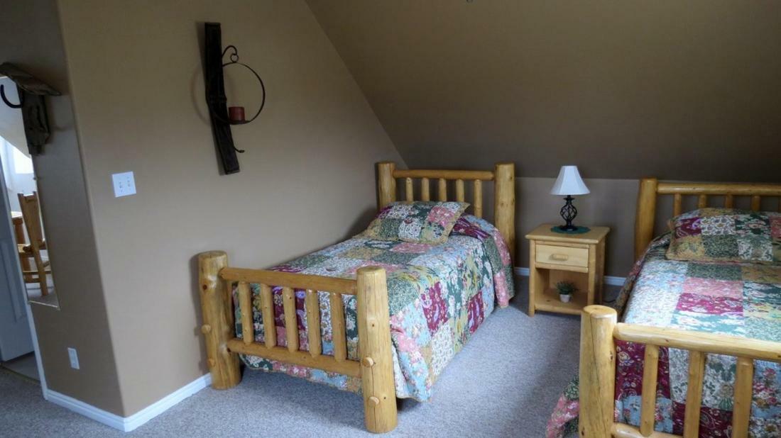Bullberry Inn Bed & Breakfast Тропик Екстериор снимка